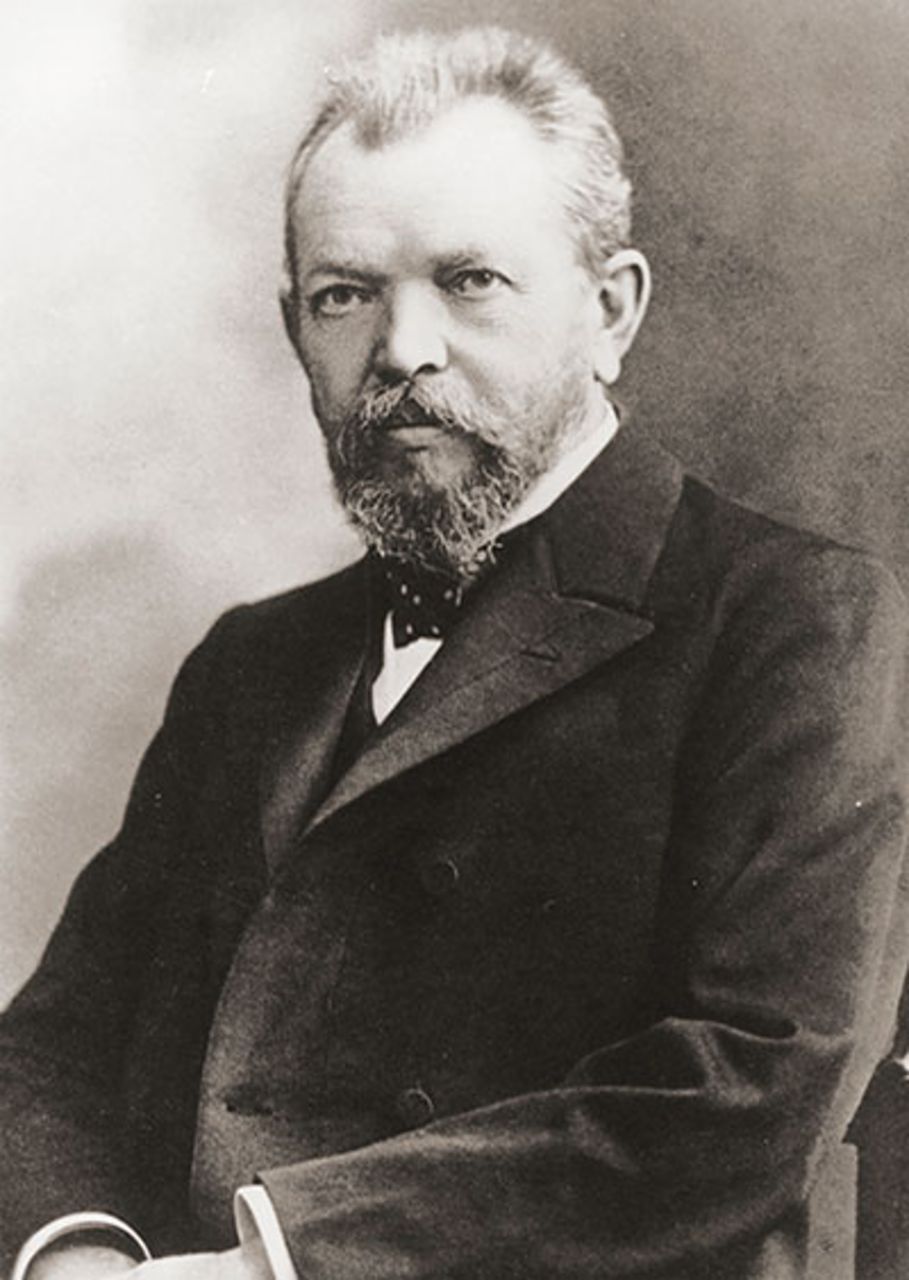 black and white image of Anton von Rieppel director of M.A.N in the year 1898